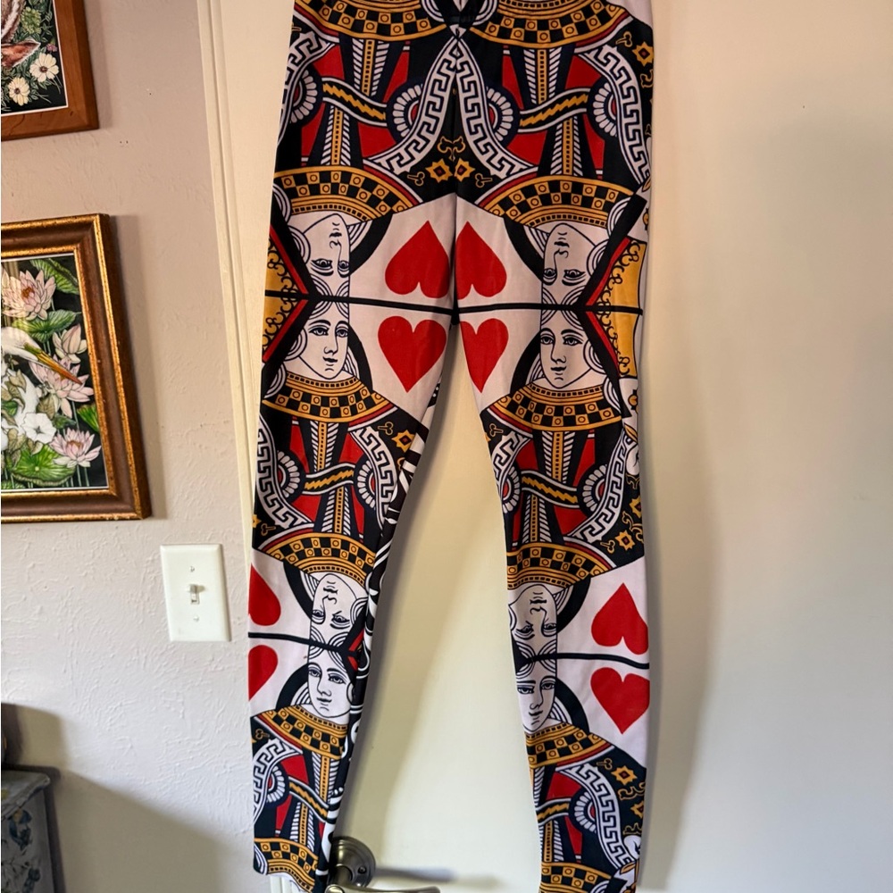 BlackMilk Queen of Hearts Card Print Toasties Leggings